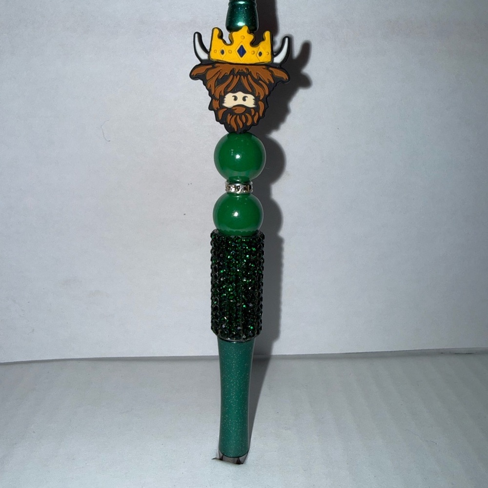 Handmade Beaded Pen-highland Cow with crown- resin beads and rhinestone base